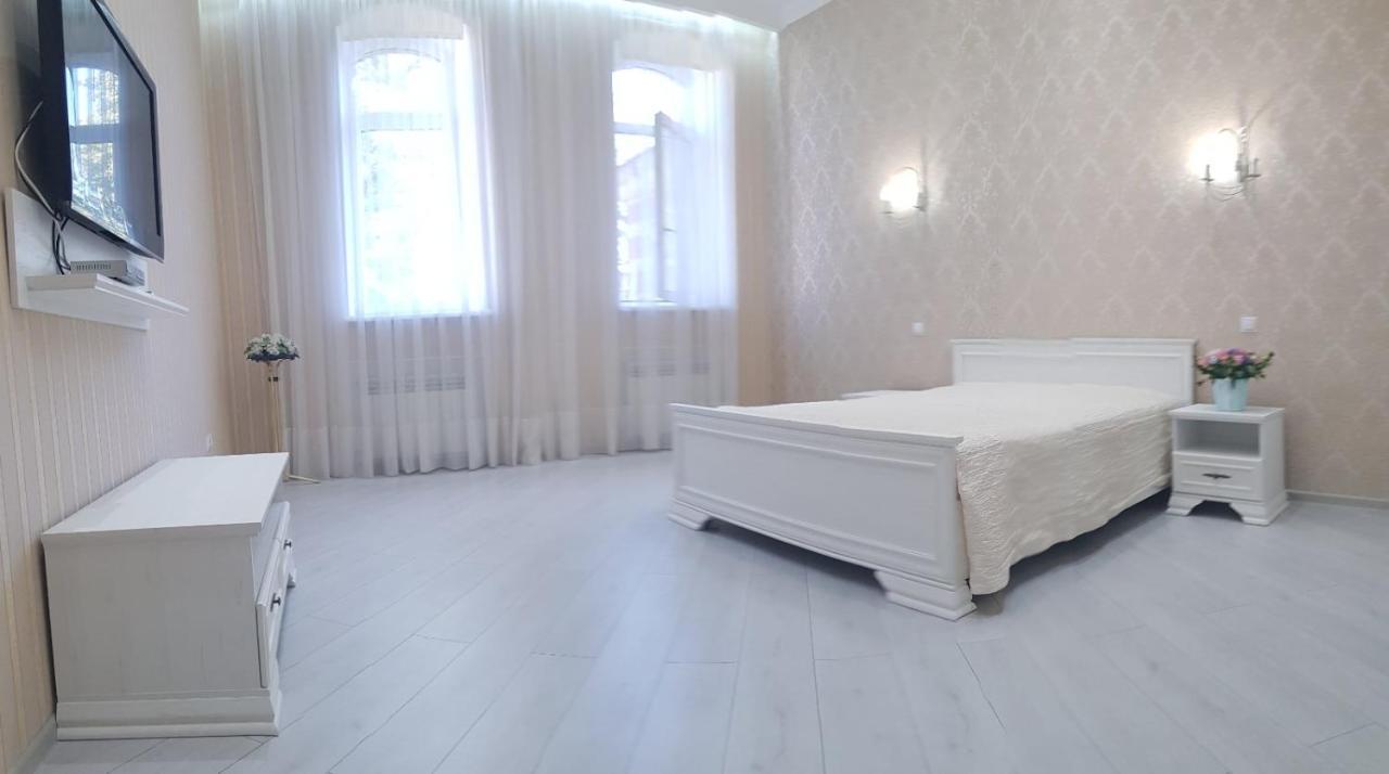 Vip Apartment In The Very Center Of Odessa With Sea View 外观 照片